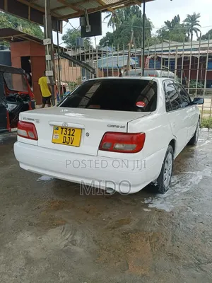 Toyota Carina 2000 Silver