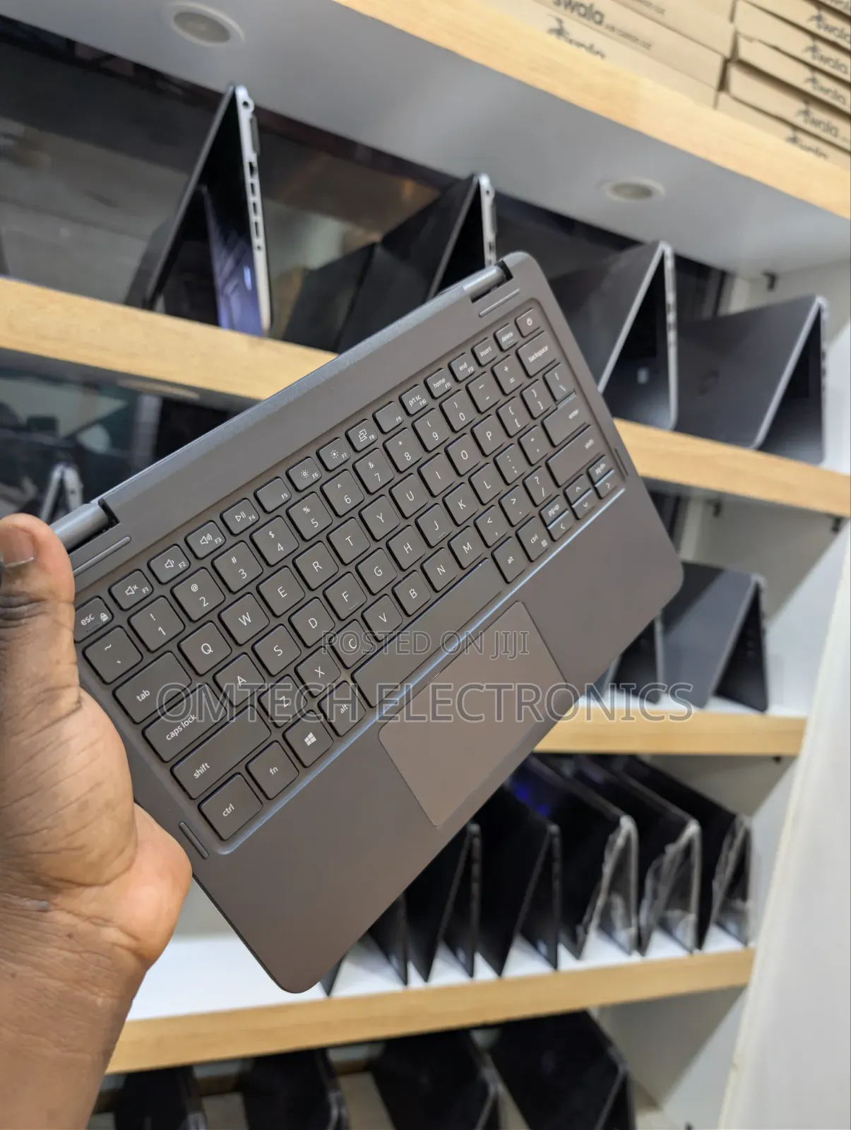 Laptop Dell Latitude 3120 8GB Intel SSD 128GB