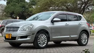 Nissan Dualis 2010 Silver