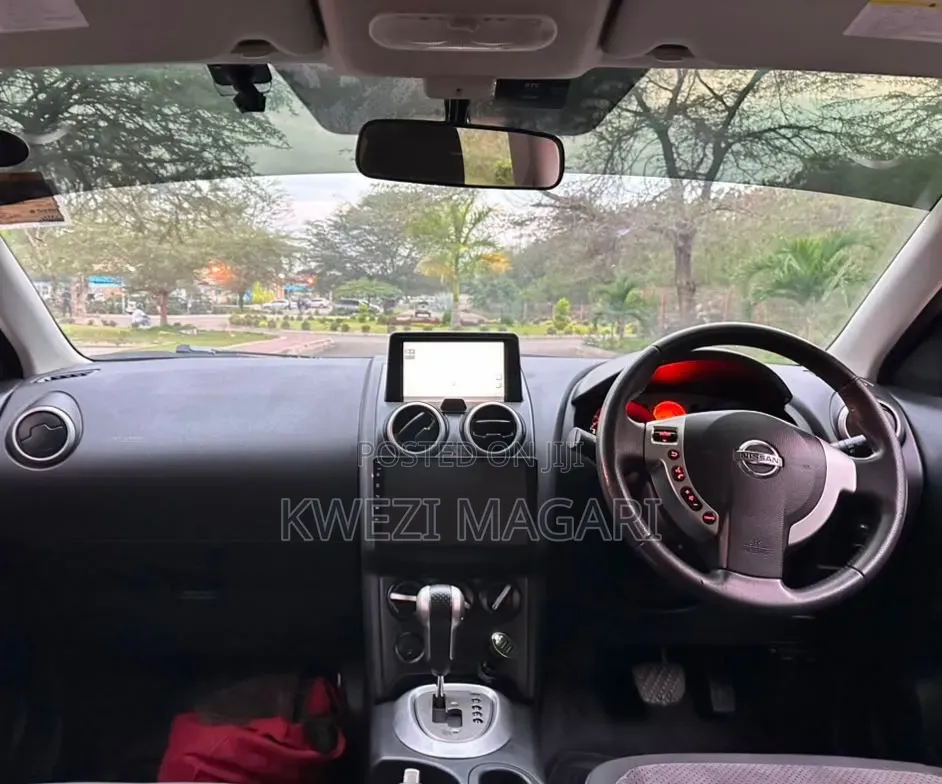 Nissan Dualis 2010 Silver