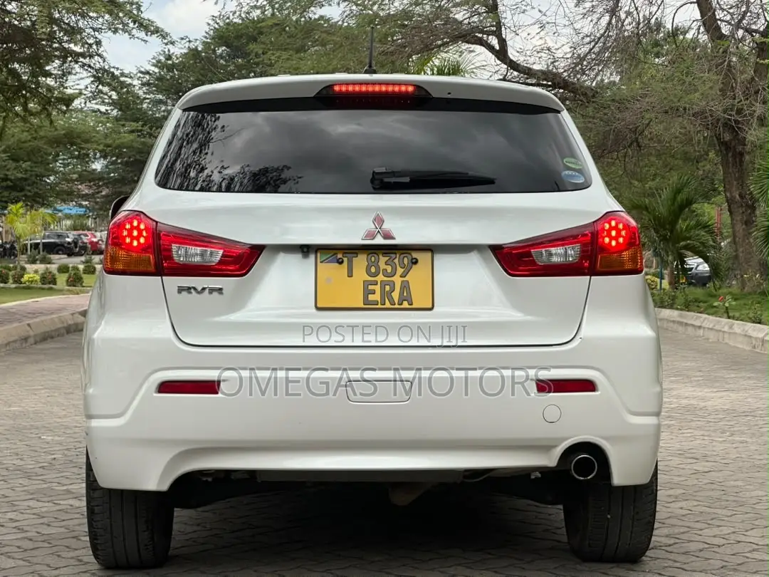 Mitsubishi RVR 2.0 2012 White