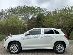 Mitsubishi RVR 2.0 2012 White