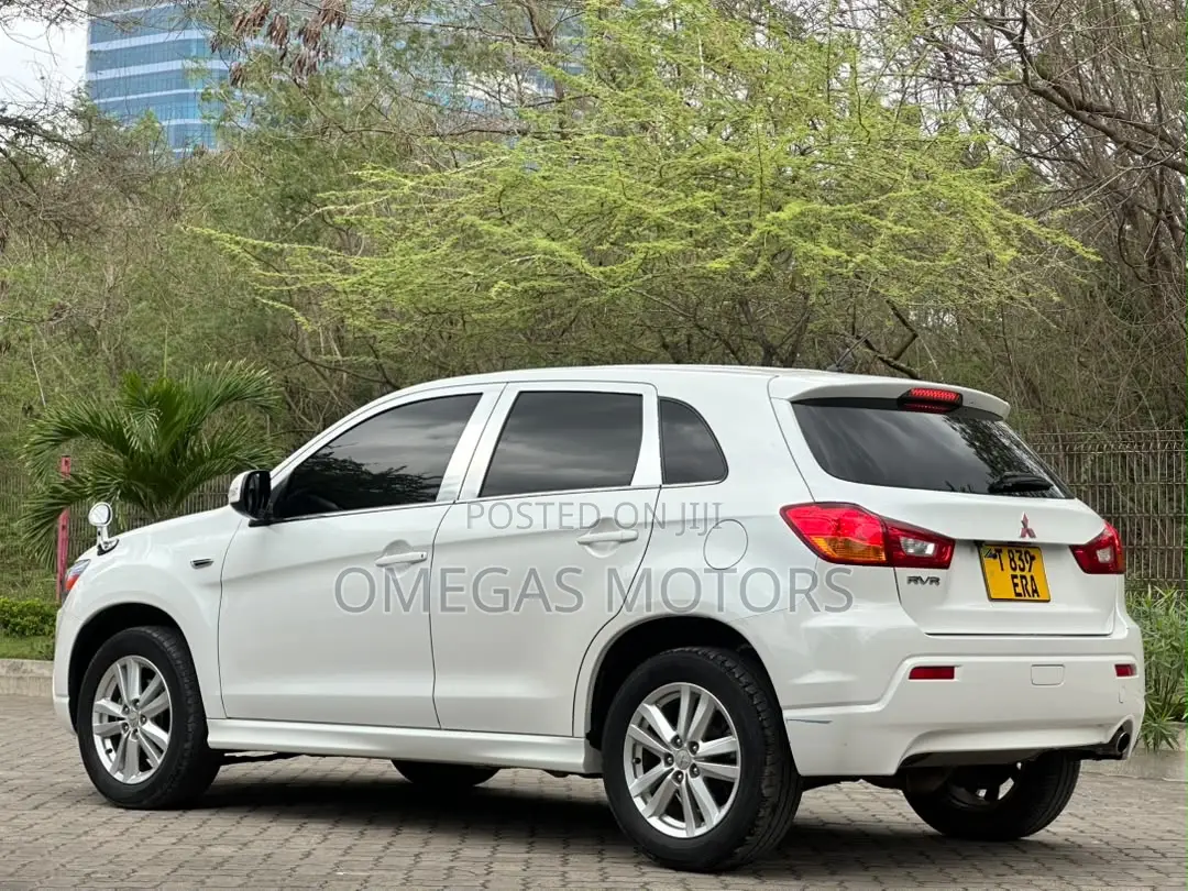 Mitsubishi RVR 2.0 2012 White