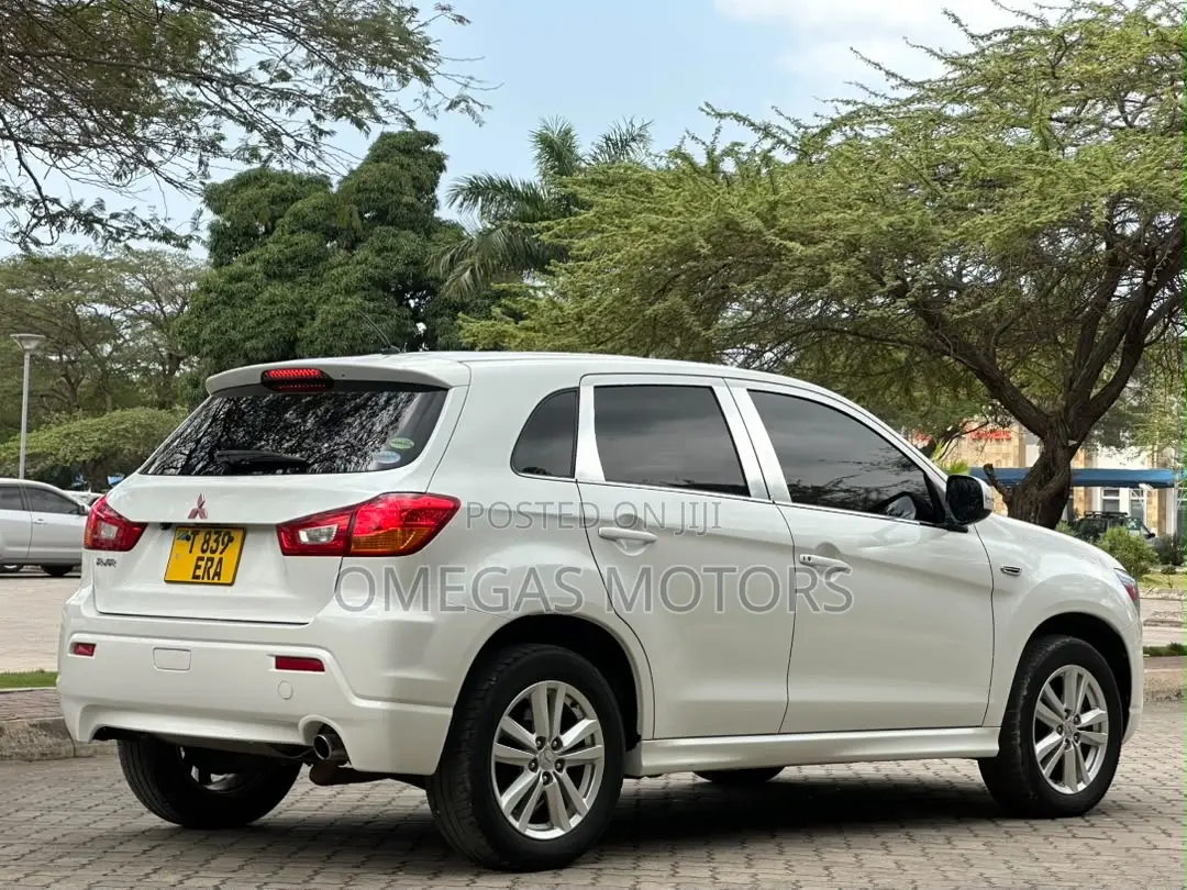 Mitsubishi RVR 2.0 2012 White