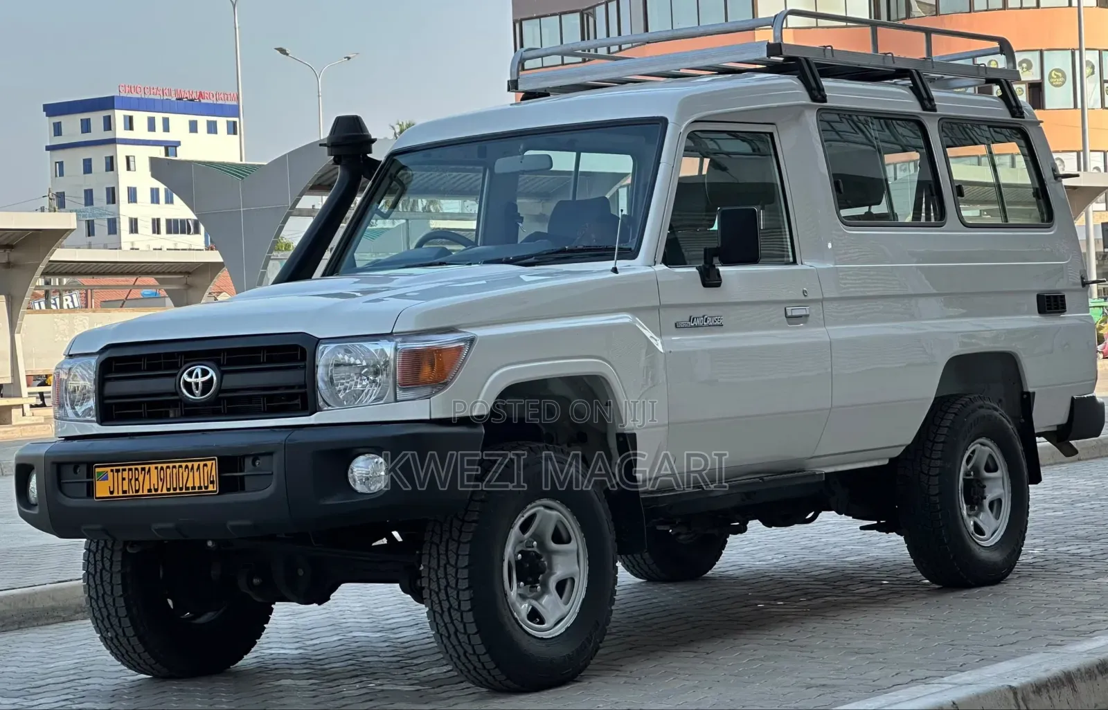 Toyota Land Cruiser 2014 White