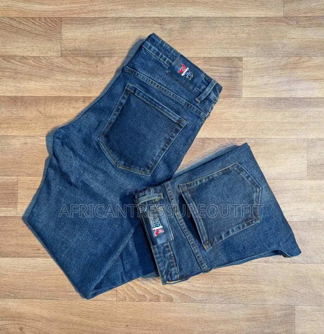Calvin Klein Jeans Premium