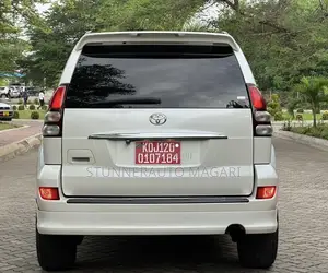 Toyota Land Cruiser Prado 2006 Pearl