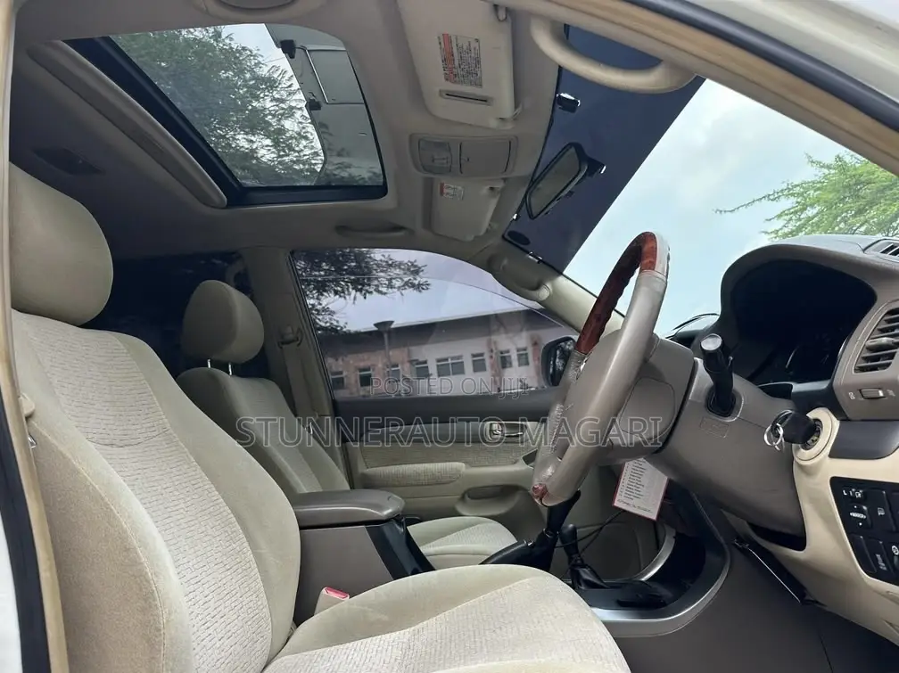 Toyota Land Cruiser Prado 2006 Pearl