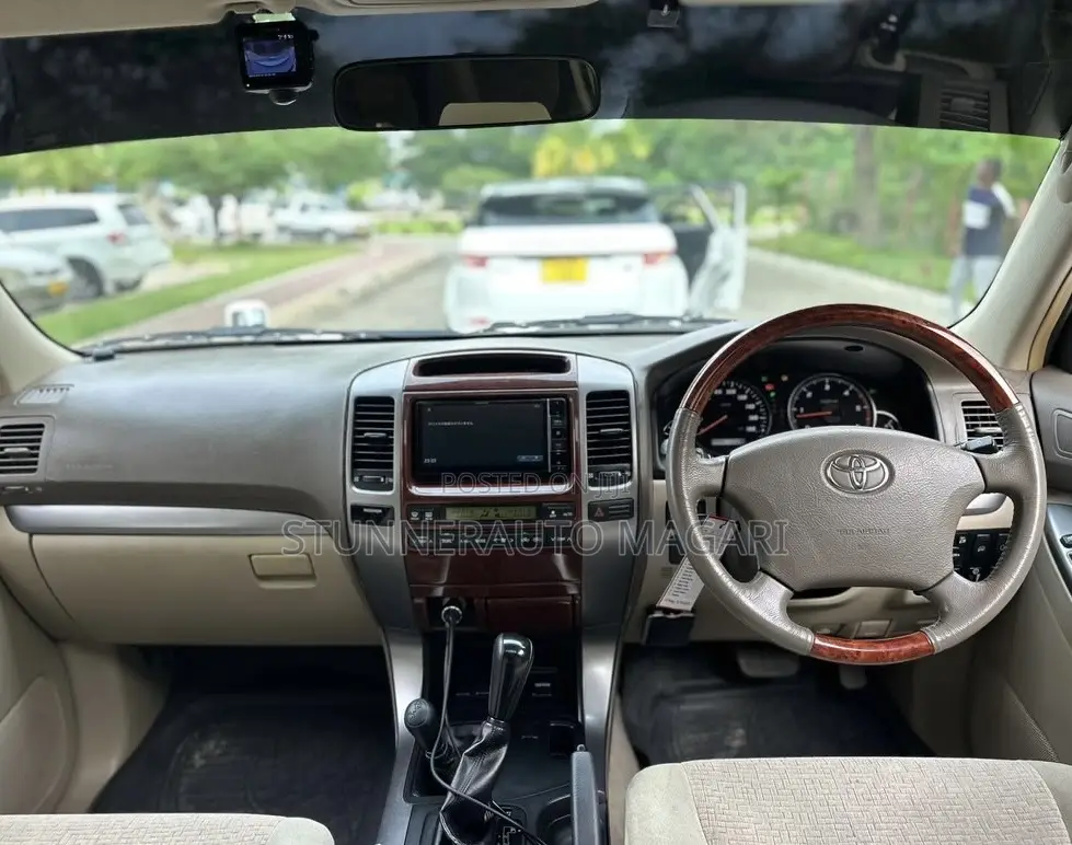 Toyota Land Cruiser Prado 2006 Pearl