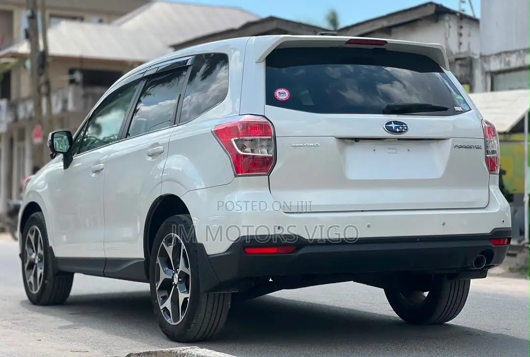 Subaru Forester 2014 White