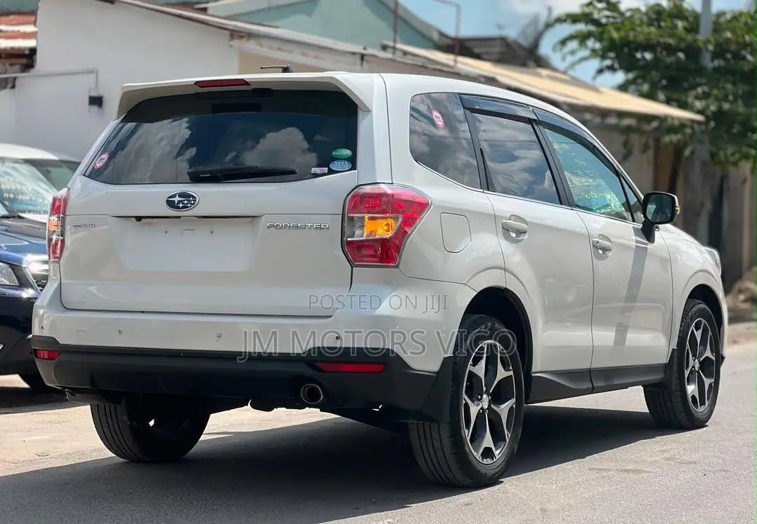 Subaru Forester 2014 White