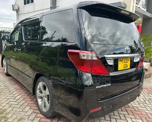 Toyota Alphard 2.4 Petrol AWD 2007 Black