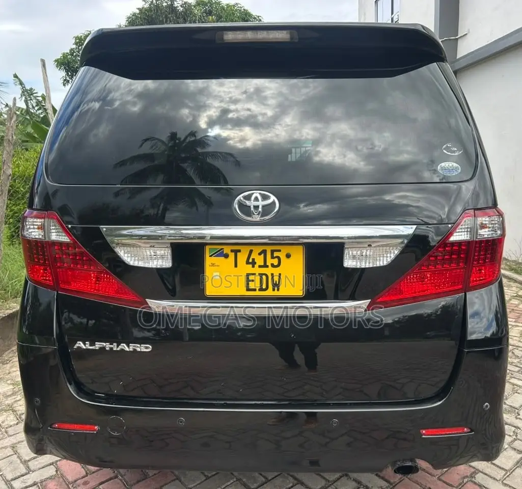Toyota Alphard 2.4 Petrol AWD 2007 Black