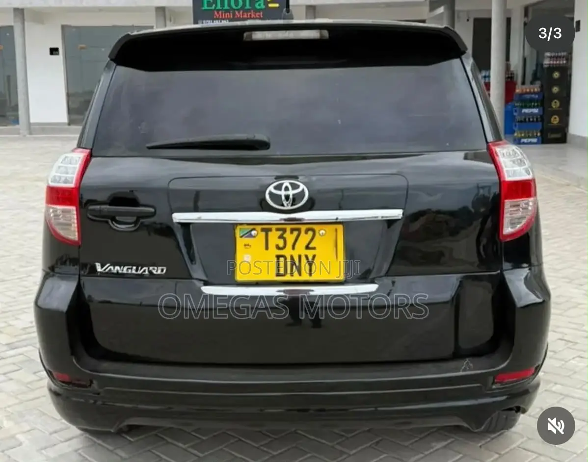 Toyota Vanguard 2007 Black