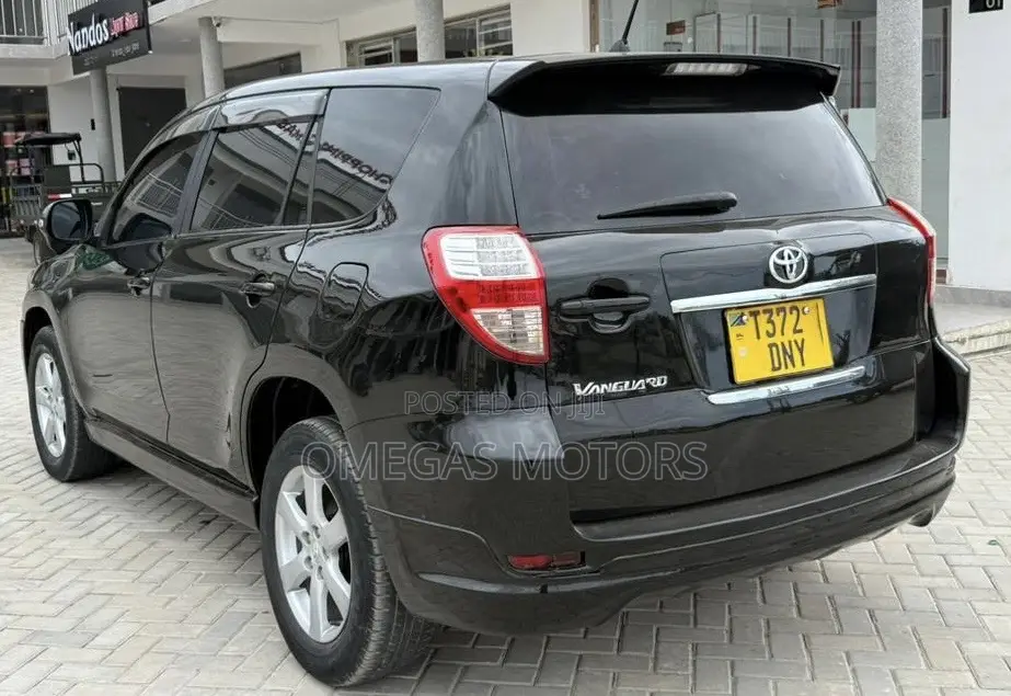 Toyota Vanguard 2007 Black