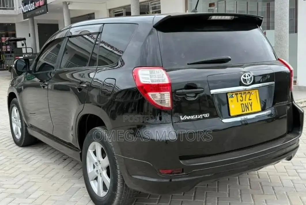 Toyota Vanguard 2007 Black