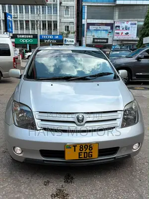 Toyota IST 2005 Silver