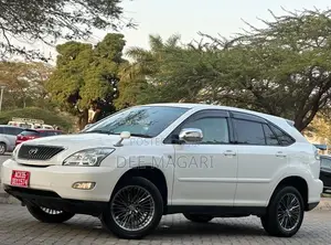 Toyota Harrier 2006 White