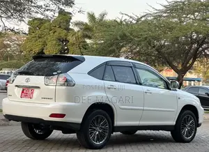 Toyota Harrier 2006 White