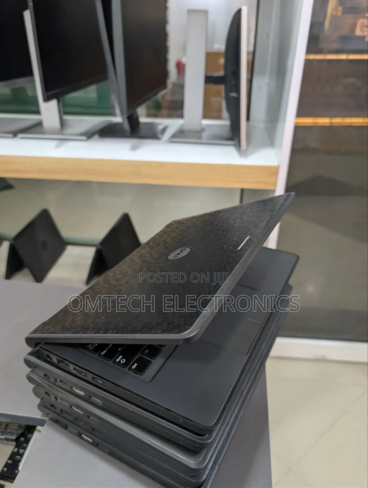 Laptop Dell Latitude 11 3160 4GB Intel HDD 500GB