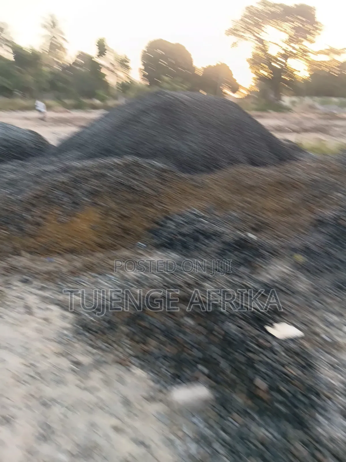 Kokoto Nyeusi/Black Gravel .