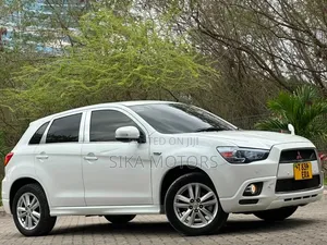 Mitsubishi RVR 2.0 2012 White