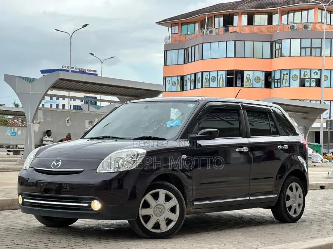 Mazda Verisa 2009 Black