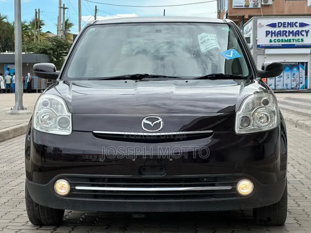 Mazda Verisa 2009 Black