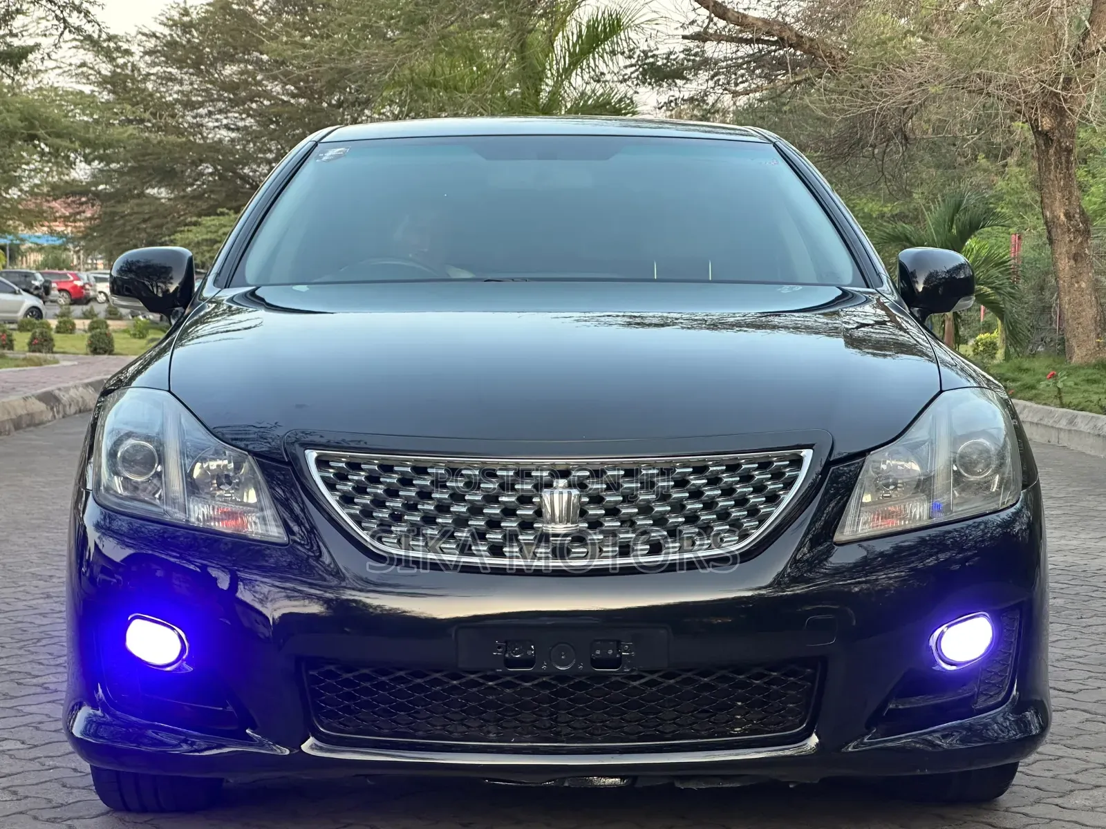 Toyota Crown 2009 Matt Black