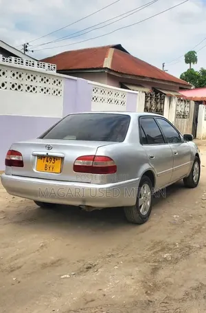 Toyota Corolla II 1999 Silver
