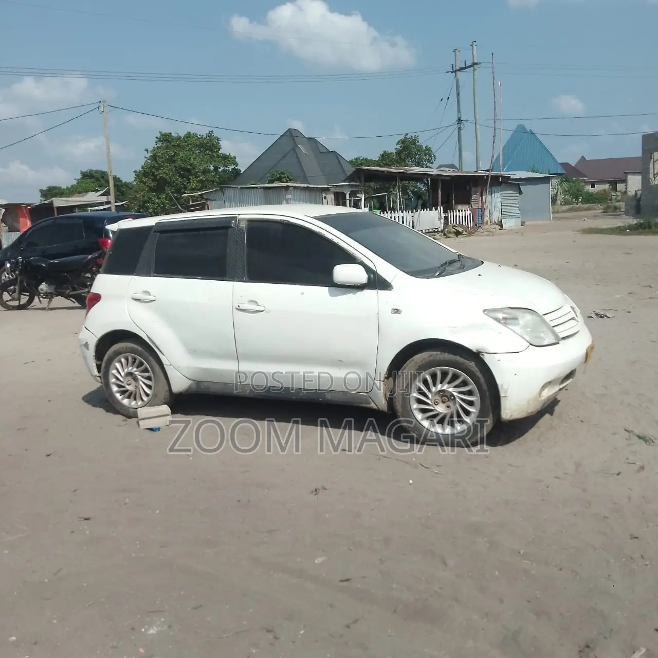 Toyota IST 2002 White