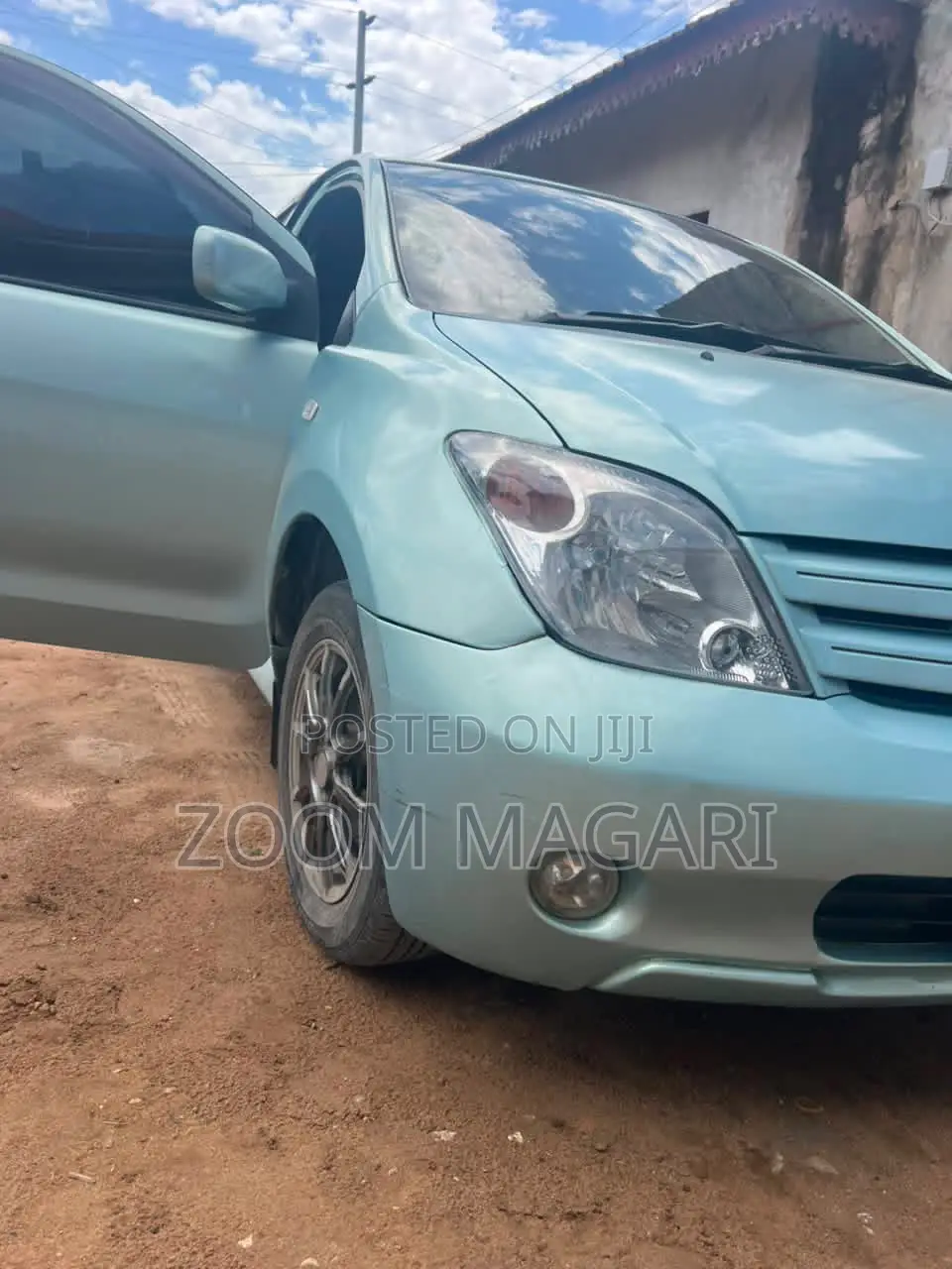 Toyota IST 2006 Blue