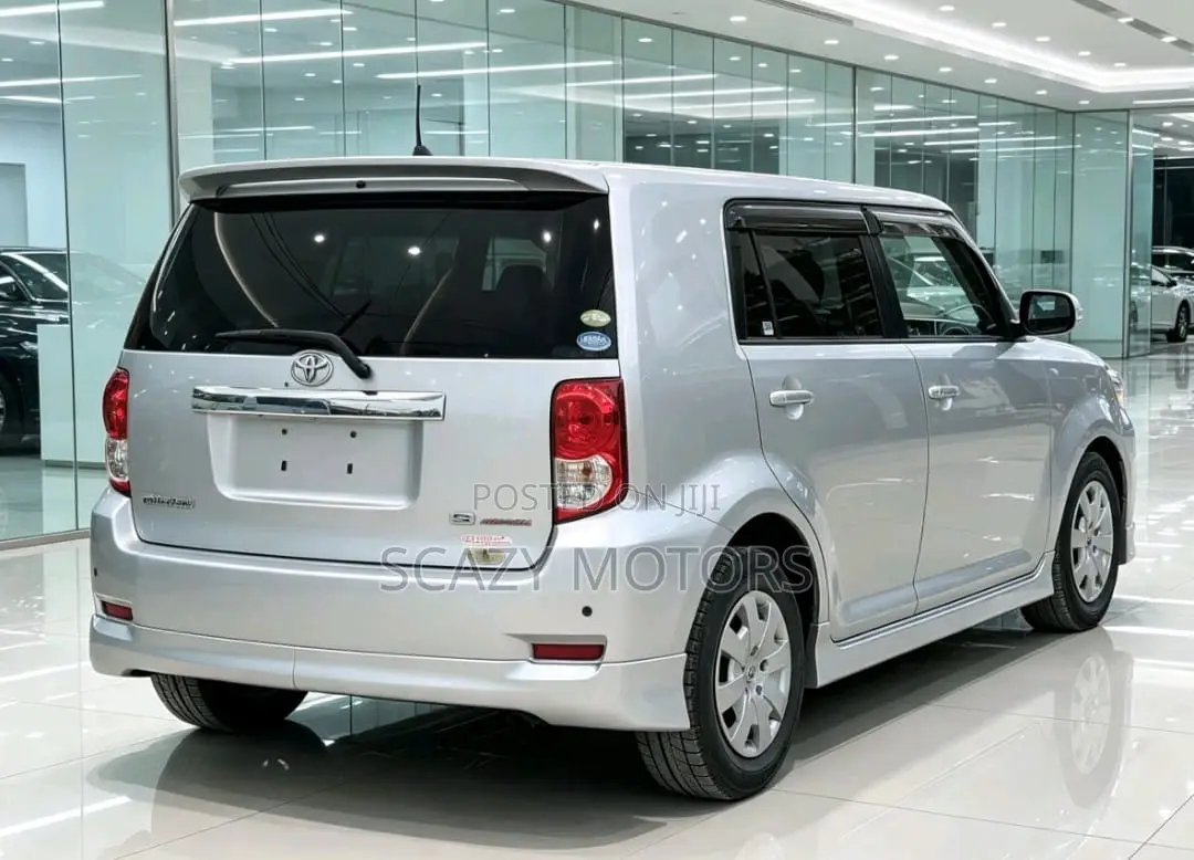 Toyota Corolla Rumion 2008 Silver