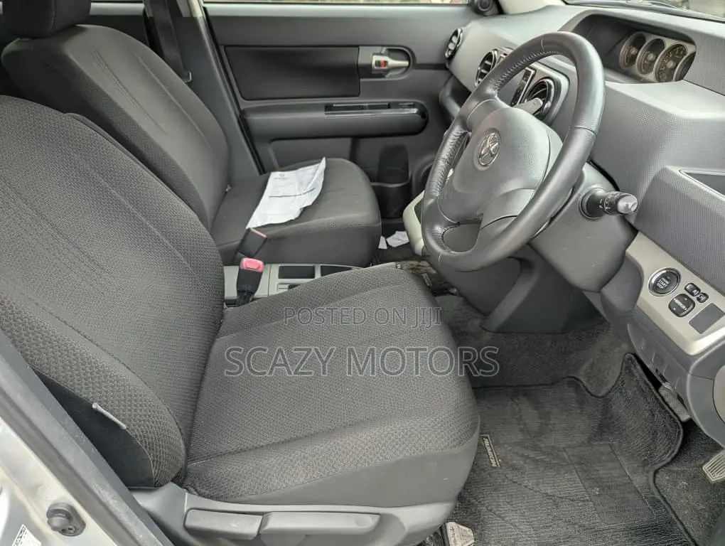 Toyota Corolla Rumion 2008 Silver