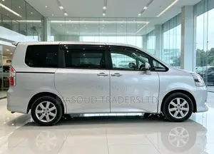 Toyota Noah 2008 Silver