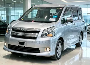 Toyota Noah 2008 Silver