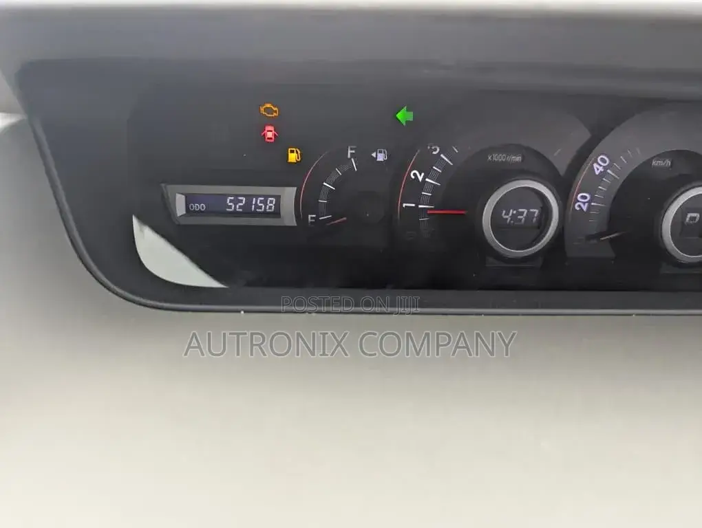 Toyota Noah 2008 Silver