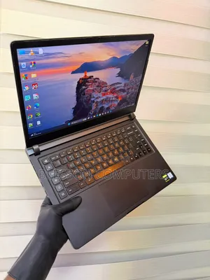 Laptop Xiaomi Mi Notebook Ultra 16GB Intel Core i7 SSD 512GB