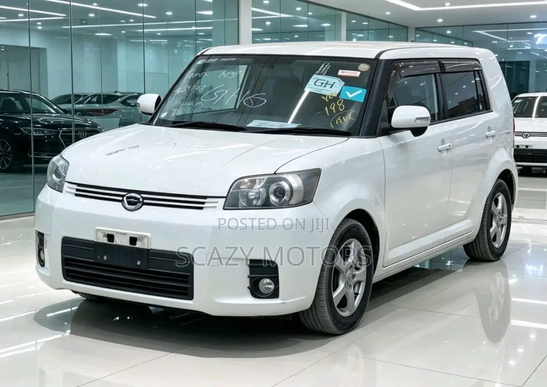 Toyota Corolla Rumion 2008 White