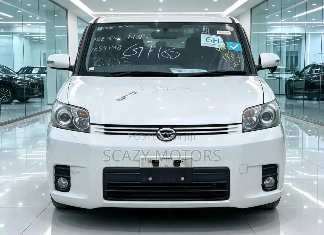 Toyota Corolla Rumion 2008 White