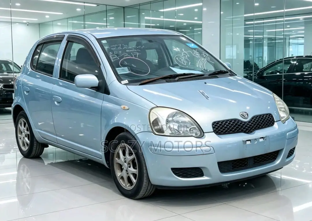 Toyota Vitz 2003 Blue