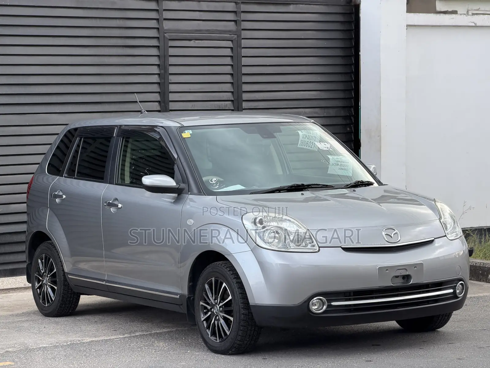 Mazda Verisa 2011 Gray
