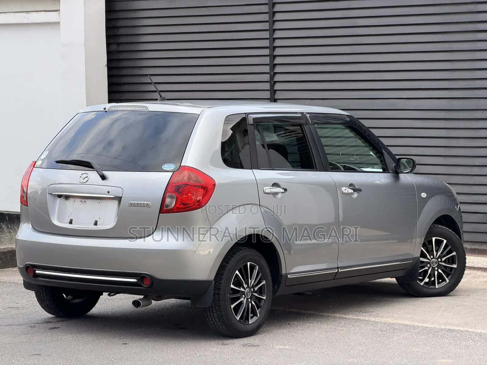Mazda Verisa 2011 Gray