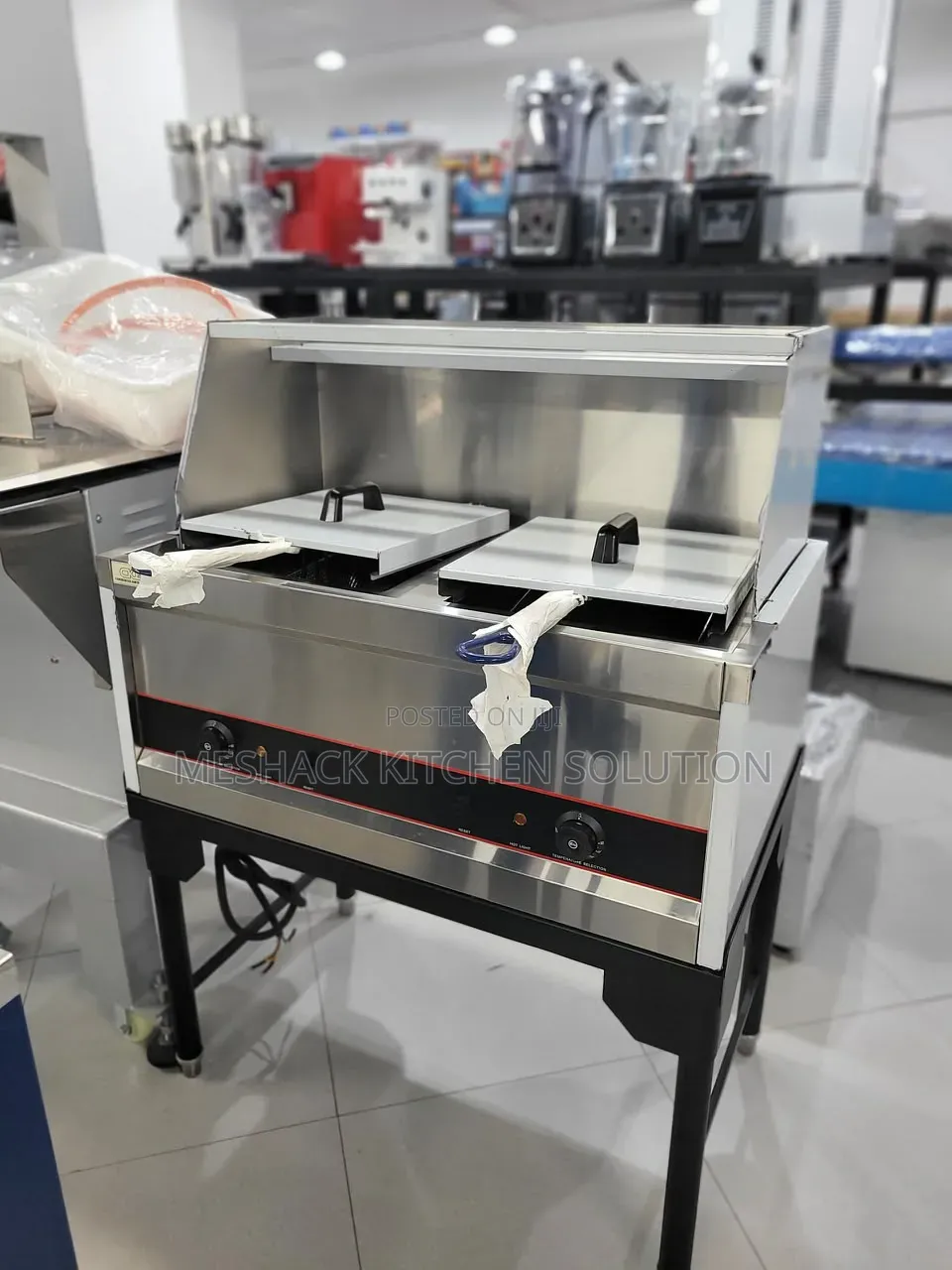 Electric Fryer With Stand.