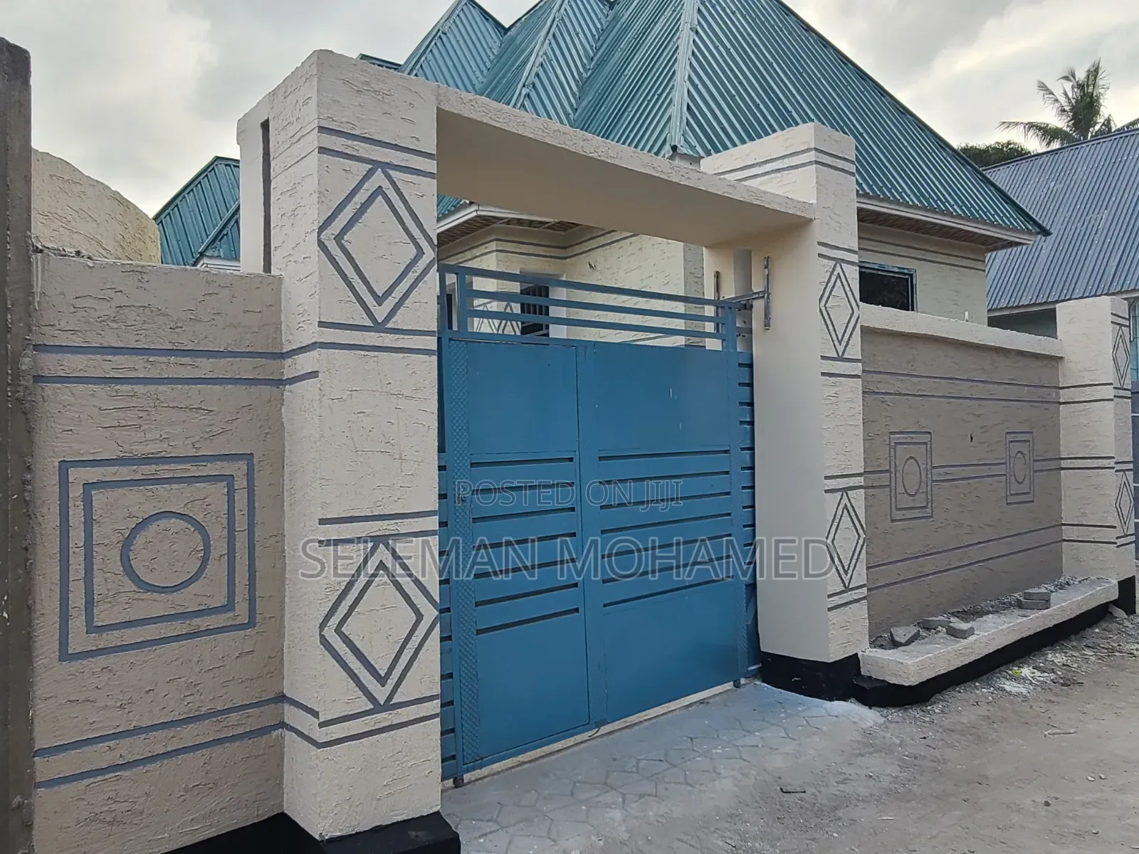 Furnished 3bdrm House in Biriani Real Estate, Chamazi for sale