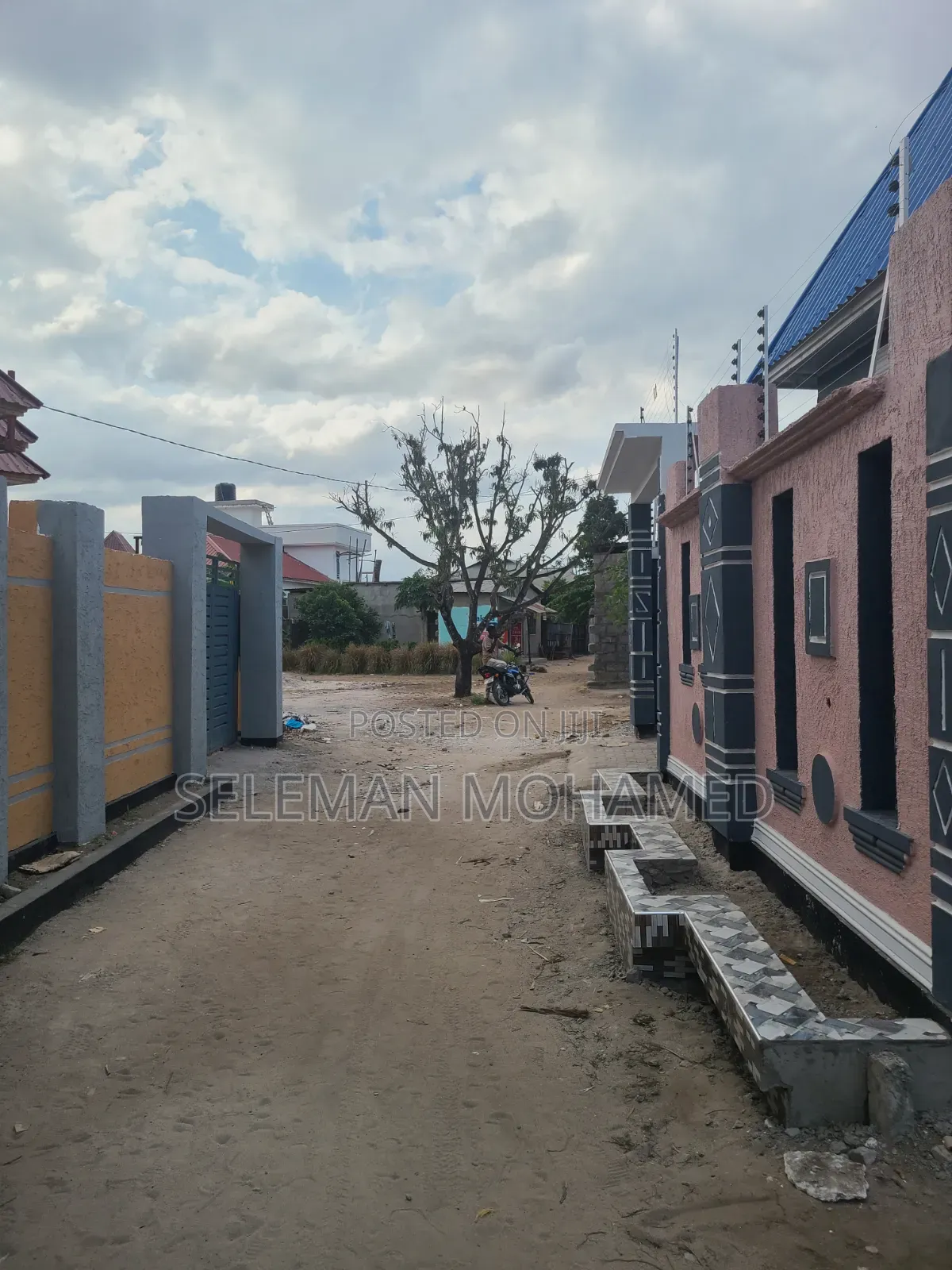 Furnished 3bdrm House in Biriani Real Estate, Chamazi for sale