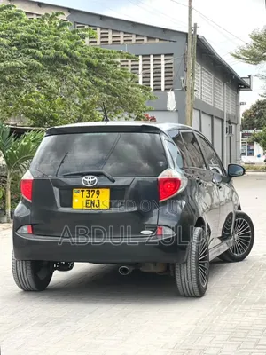 Toyota Ractis 2012 Black