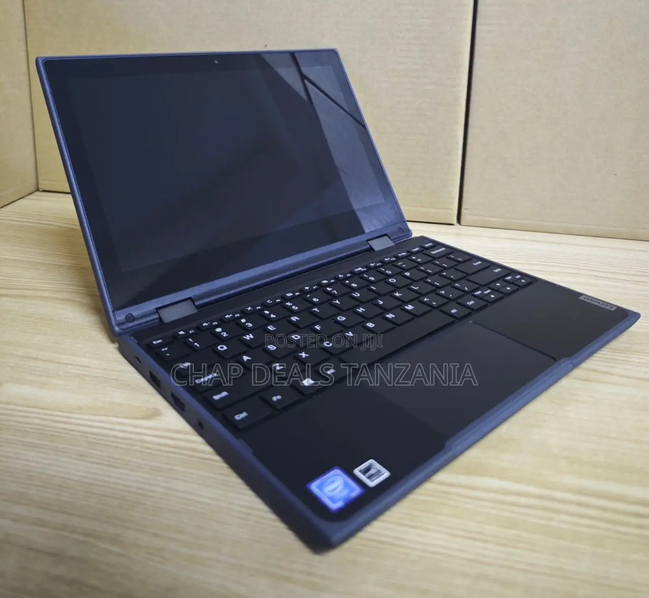 Laptop Lenovo 300e 4GB Intel Celeron SSD 128GB