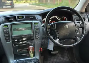 Toyota Crown 2004 Black
