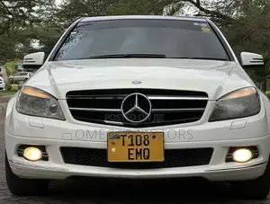 Mercedes-Benz C200 2010 White